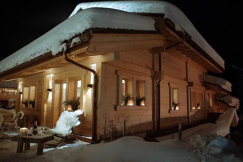 Chalet Inarpa - Appartements Et Suites 拉克吕萨